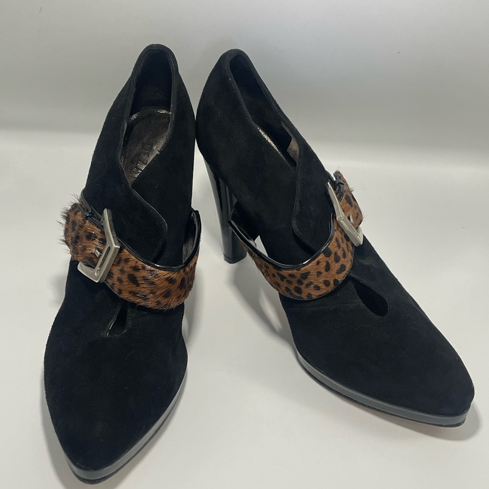 Women’s shoes.